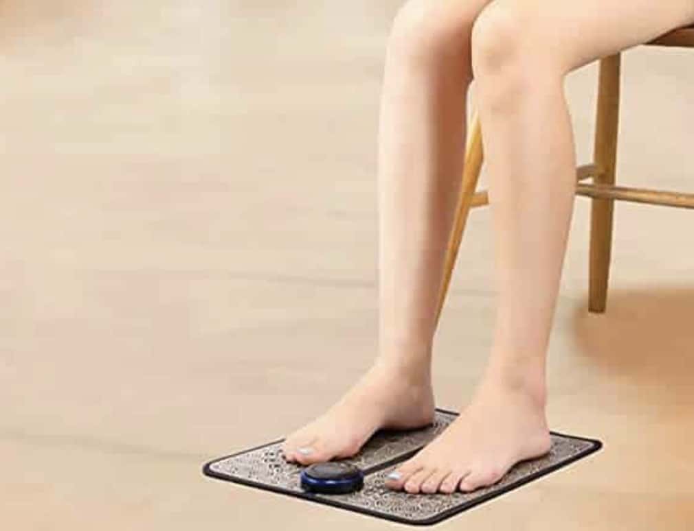 Use Postur NEMS Foot Massager